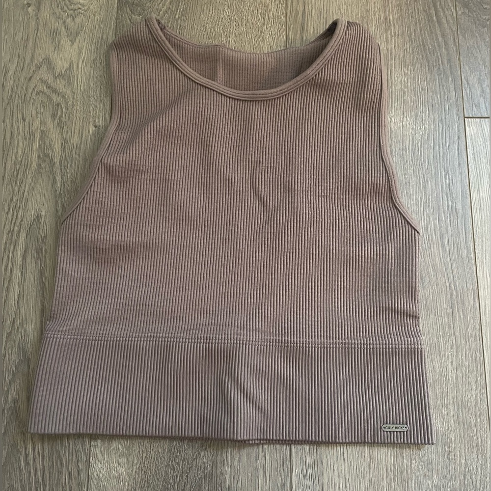 Hollister tank